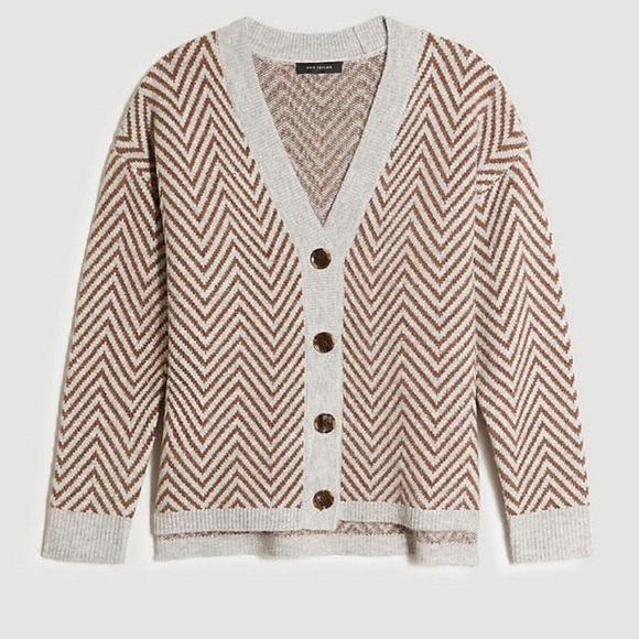Ann Taylor Petite Gray Brown Herringbone Boyfriend Buttoned Cardigan Sweater XXS - Picture 12 of 12